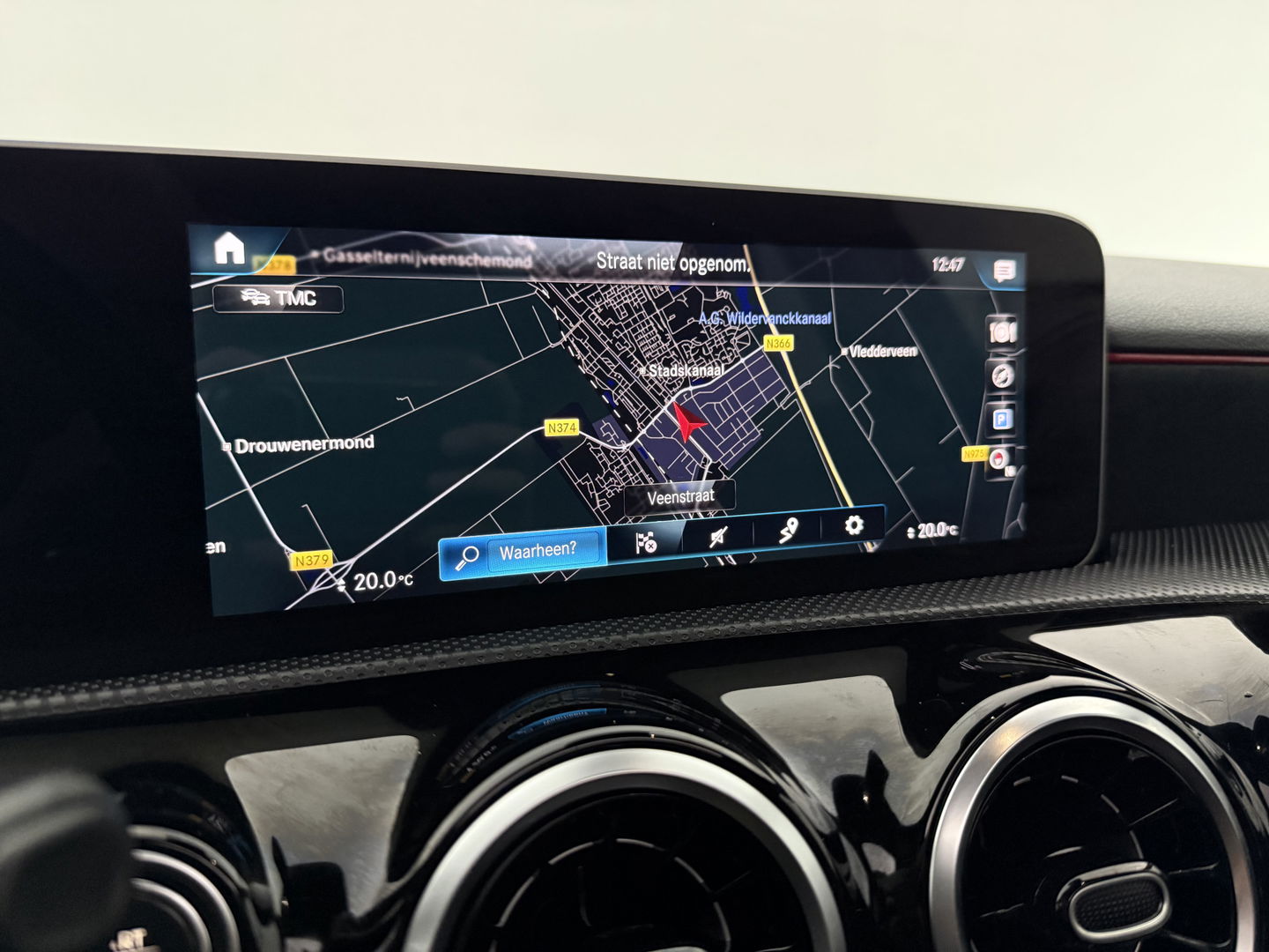 Mercedes-Benz A-Klasse 180 AMG | Pano | Virtual | Camera | LED | Navigatie | Stoelverw. | NAP