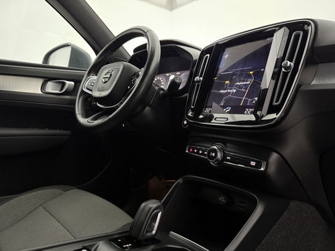 Volvo XC40 1.5 T5 Inscription | LED | Camera | Carplay | Clima | Cruise | Navi | Parkeers. Dodehoek l Trekh.