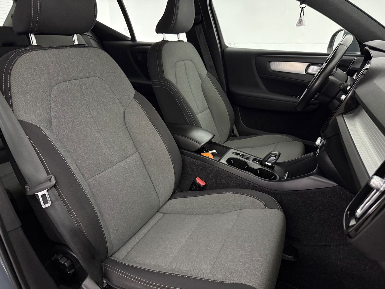 Volvo XC40 1.5 T5 Inscription | LED | Camera | Carplay | Clima | Cruise | Navigatie | Parkeersensoren | 18''LMV