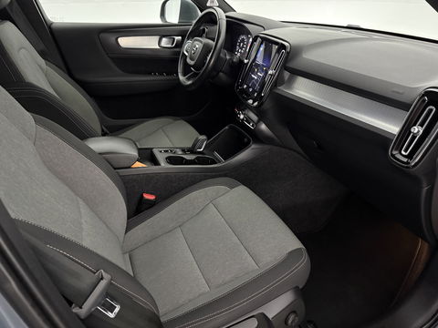 Volvo XC40 1.5 T5 Inscription | LED | Camera | Carplay | Clima | Cruise | Navi | Parkeers. Dodehoek l Trekh.
