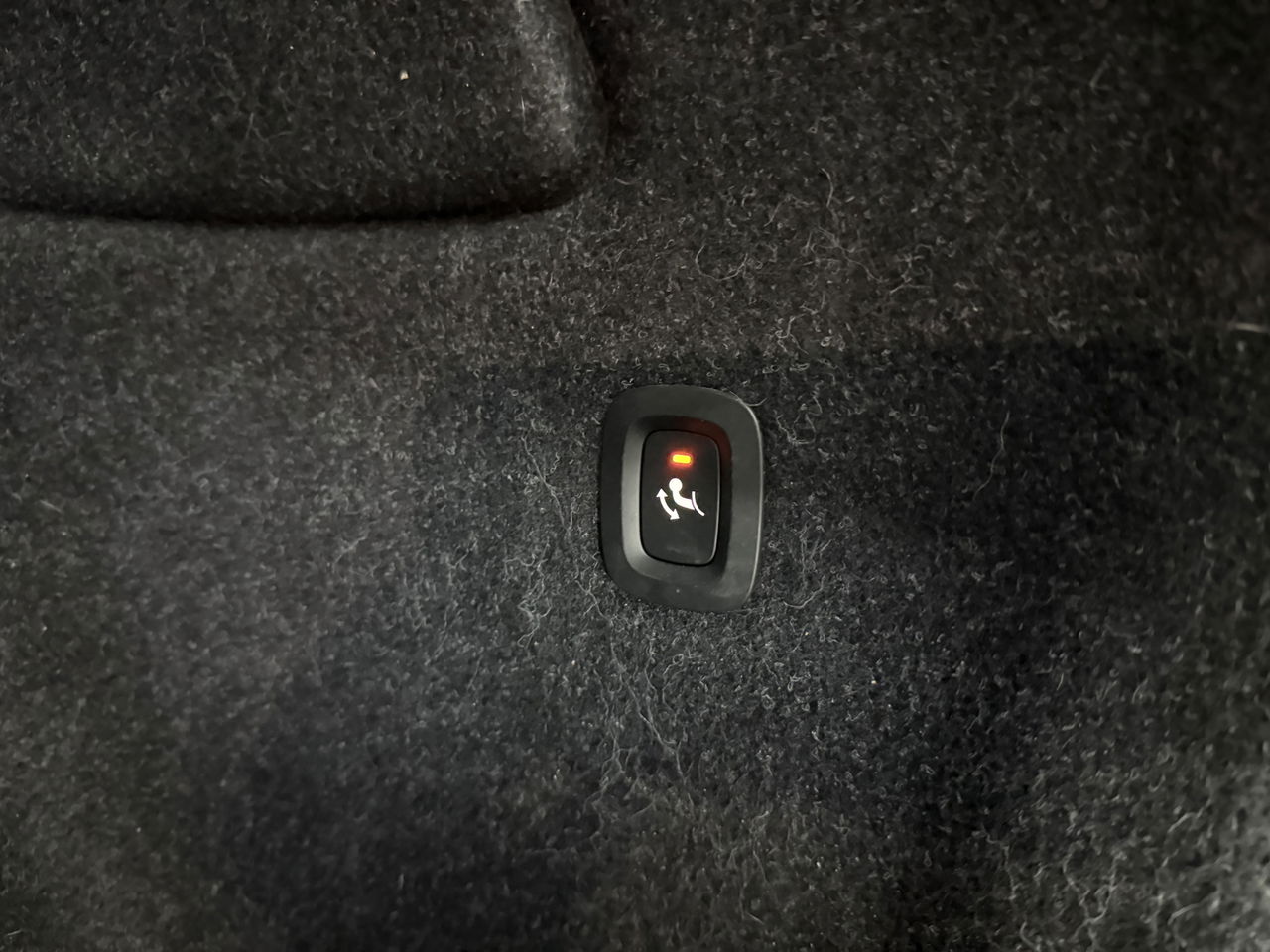 Volvo XC40 1.5 T5 Inscription | LED | Camera | Carplay | Clima | Cruise | Navigatie | Parkeersensoren | 18''LMV
