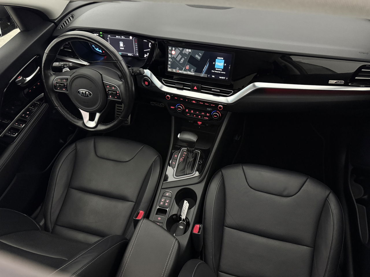 Kia Niro 1.6 GDi Hybrid ExecutiveLine | Panoramadak | JBL-Audio | LED | Camera | Memory seats | Carplay |Stuur/stoelverwarming