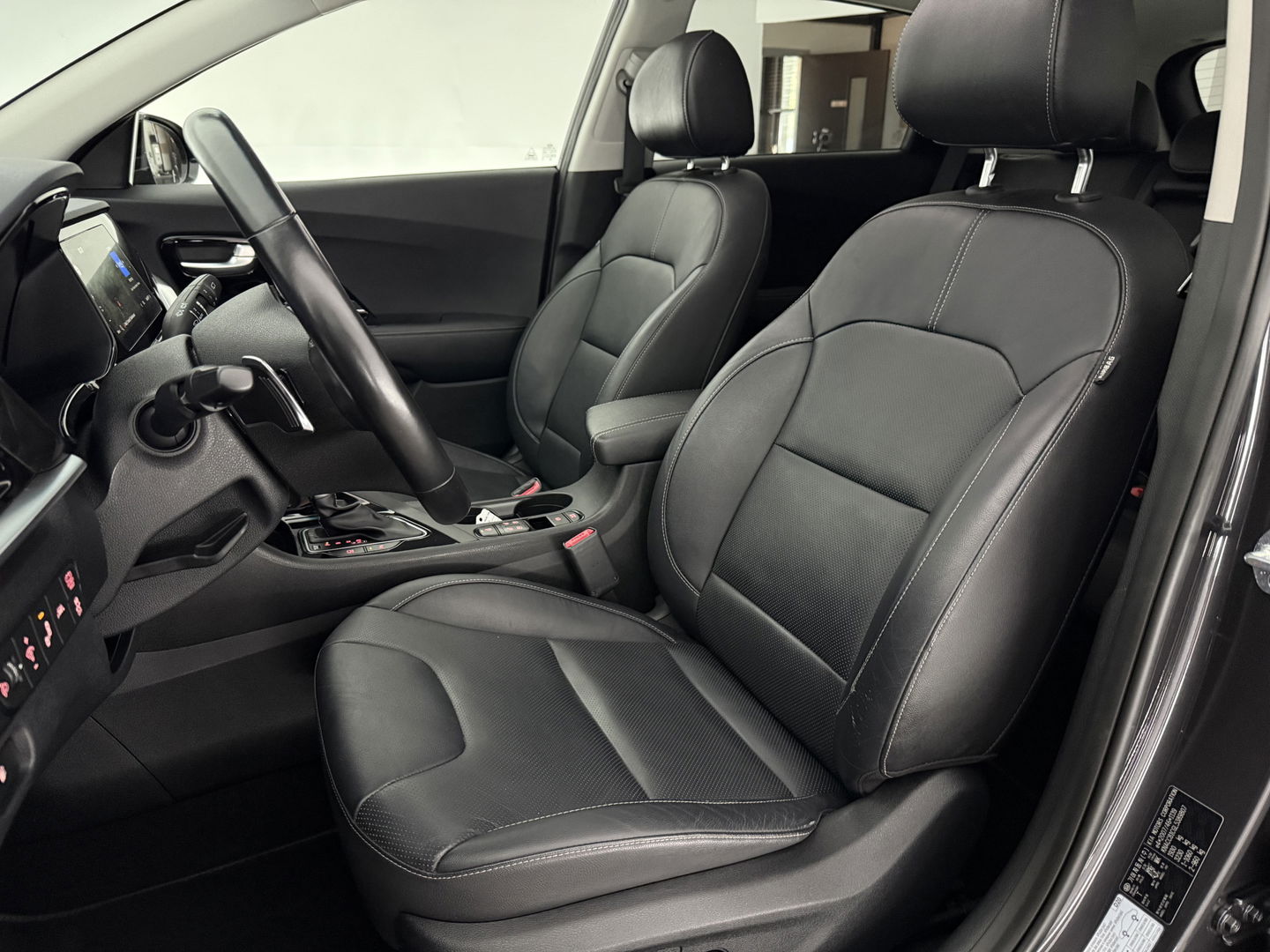 Kia Niro 1.6 GDi Hybrid ExecutiveLine | 142PK | Pano | JBL-Audio | LED | NAP | Camera | Memory | Carplay |Stuur/stoelverwarming l VOL