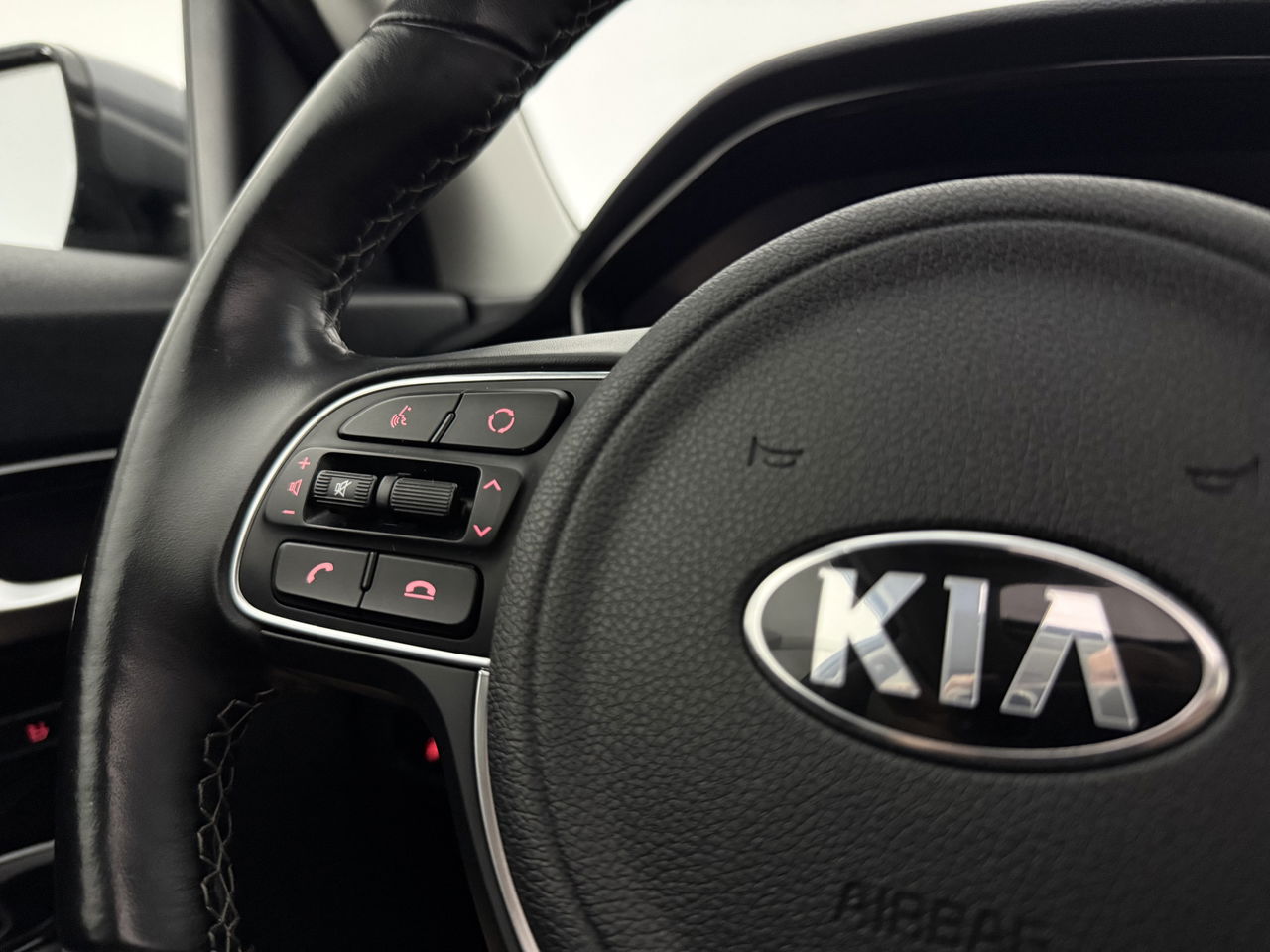 Kia Niro 1.6 GDi Hybrid ExecutiveLine | Panoramadak | JBL-Audio | LED | Camera | Memory seats | Carplay |Stuur/stoelverwarming
