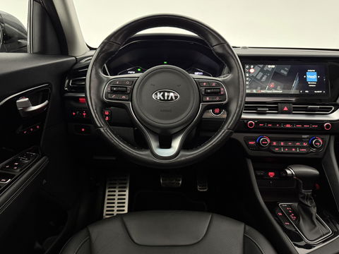 Kia Niro 1.6 GDi Hybrid ExecutiveLine | Pano | JBL-Audio | LED | NAP | Camera | Memory | Carplay |Stuur/stoelverwarming