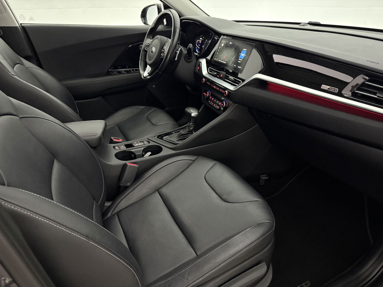 Kia Niro 1.6 GDi Hybrid ExecutiveLine | Panoramadak | JBL-Audio | LED | Camera | Memory seats | Carplay |Stuur/stoelverwarming