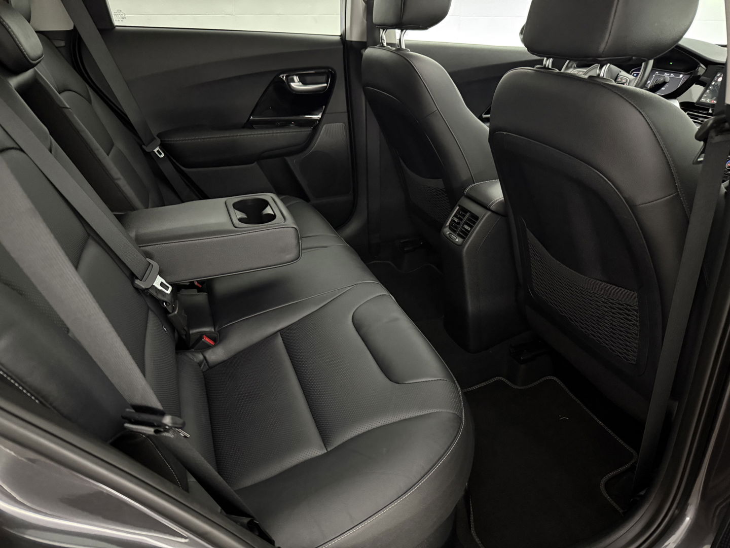 Kia Niro 1.6 GDi Hybrid ExecutiveLine | 142PK | Pano | JBL-Audio | LED | NAP | Camera | Memory | Carplay |Stuur/stoelverwarming l VOL