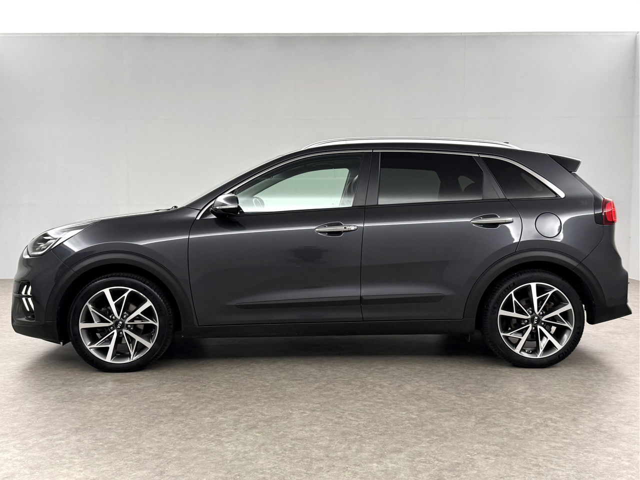 Kia Niro 1.6 GDi Hybrid ExecutiveLine | Panoramadak | JBL-Audio | LED | Camera | Memory seats | Carplay |Stuur/stoelverwarming