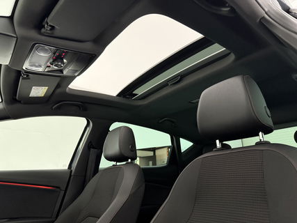 SEAT Leon 2.0 191PK TSI FR | Panoramadak | Sfeerverl. | LED | Virtual Cockpit | Carplay | Camera | Cruisecontr.