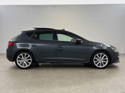 SEAT Leon 2.0 191PK TSI FR | Panoramadak | Sfeerverl. | LED | Virtual Cockpit | Carplay | Camera | Cruisecontr.