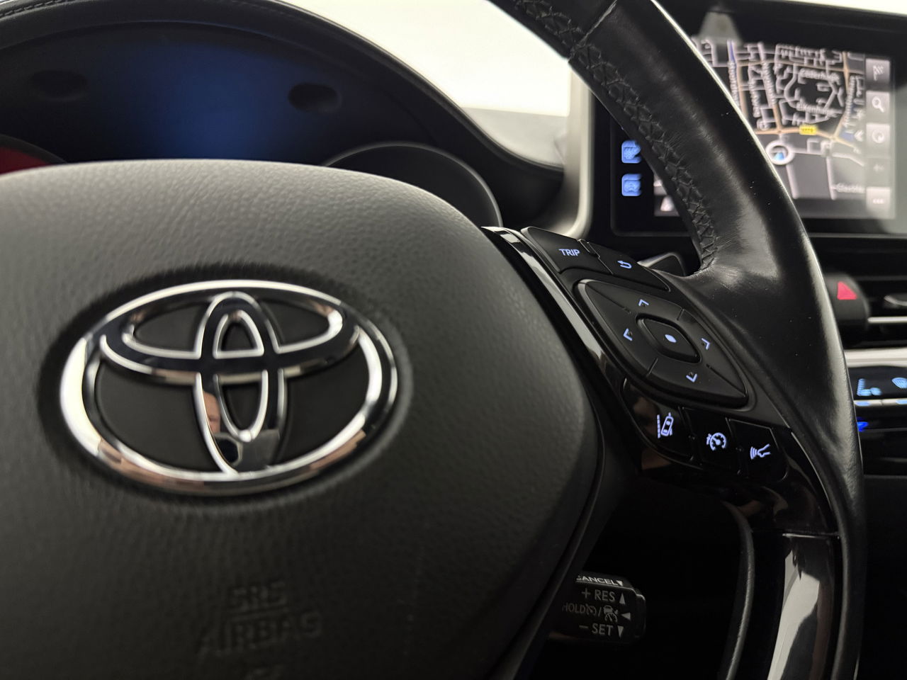 Toyota C-HR 1.8 Hybrid | 148PK | LED | Camera | Navigatie | Cruise | Parkeersensoren