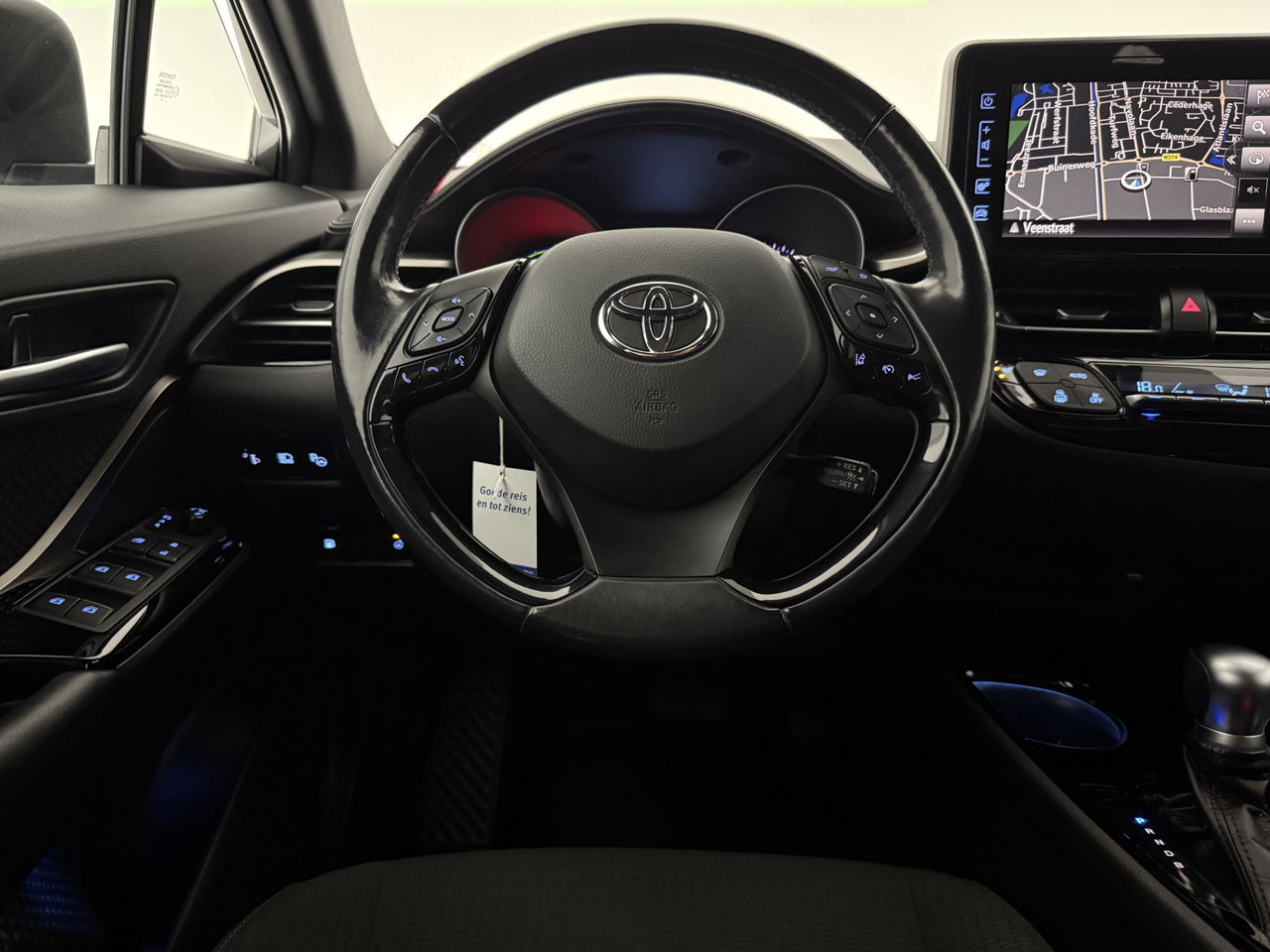 Toyota C-HR 1.8 Hybrid | 148PK | LED | Camera | Navigatie | Cruise | Parkeersensoren