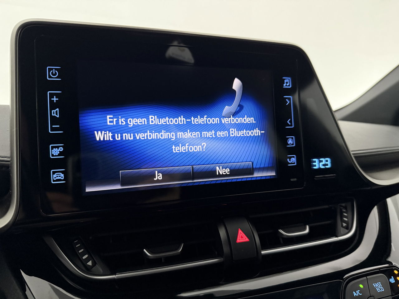 Toyota C-HR 1.8 Hybrid | 148PK | LED | Camera | Navigatie | Cruise | Parkeersensoren