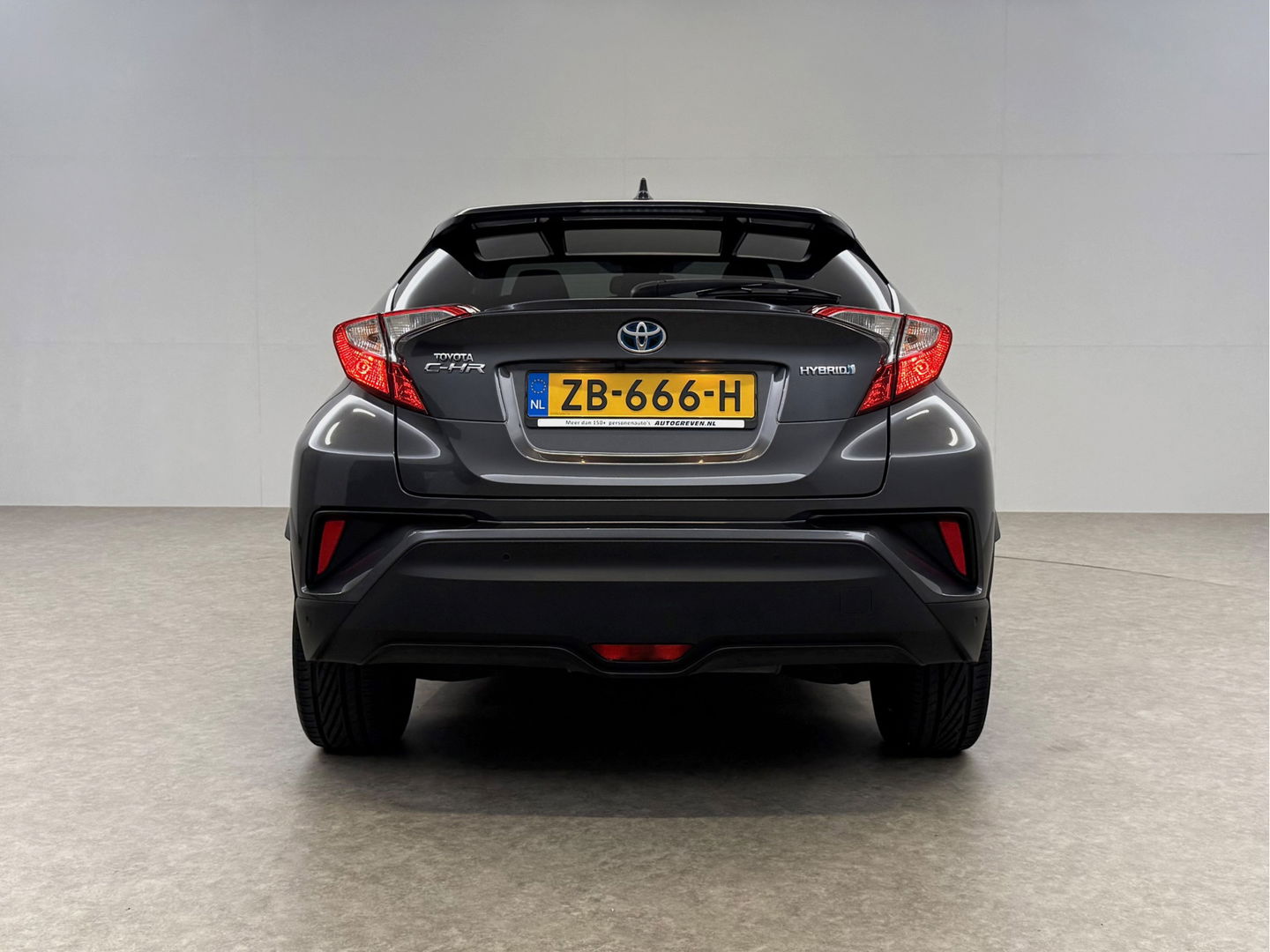 Toyota C-HR 1.8 Hybrid | 148PK | LED | Camera | Stuur/Stoelverw. l Navigatie | Cruise | Parkeers.