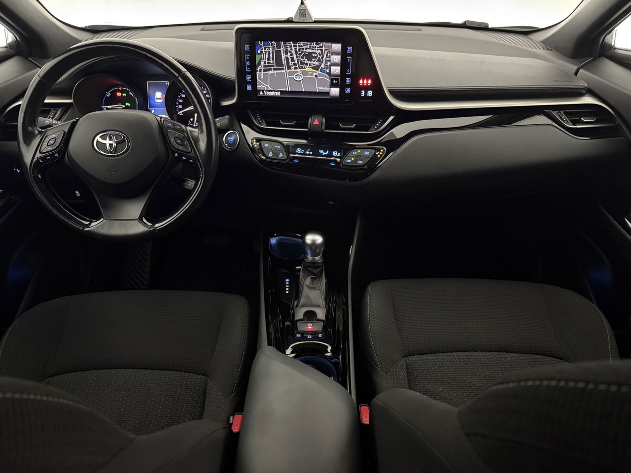 Toyota C-HR 1.8 Hybrid | 148PK | LED | Camera | Navigatie | Cruise | Parkeersensoren
