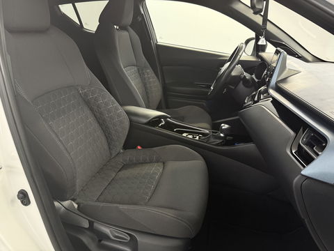 Toyota C-HR 2.0 Hybrid Business Plus | Camera | Trekhaak | JBL Audio | Carplay | Cruise | LED | NAP