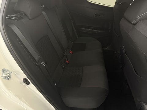 Toyota C-HR 2.0 Hybrid Business Plus | Camera | Trekhaak | JBL Audio | Carplay | Cruise | LED | NAP