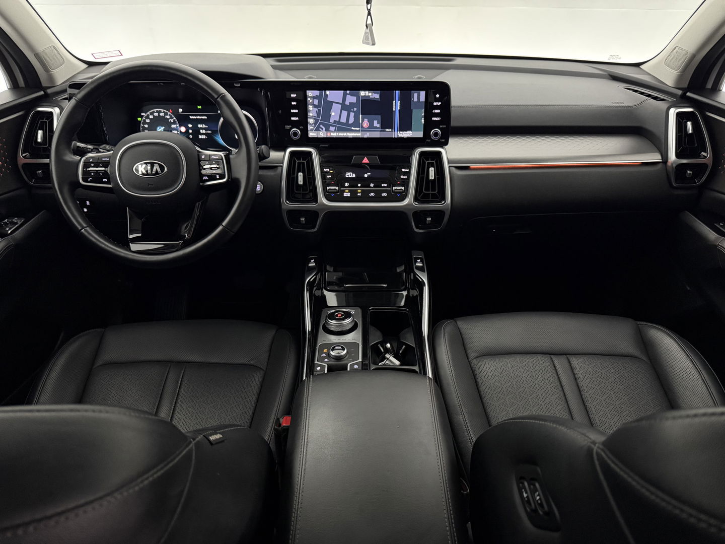 Kia Sorento 1.6 T-GDI PHEV 4WD Dynamic | Sfeerverl. | Camera | Stuur/Stoelverw. l Bose Audio | Carplay | LED | Virtual