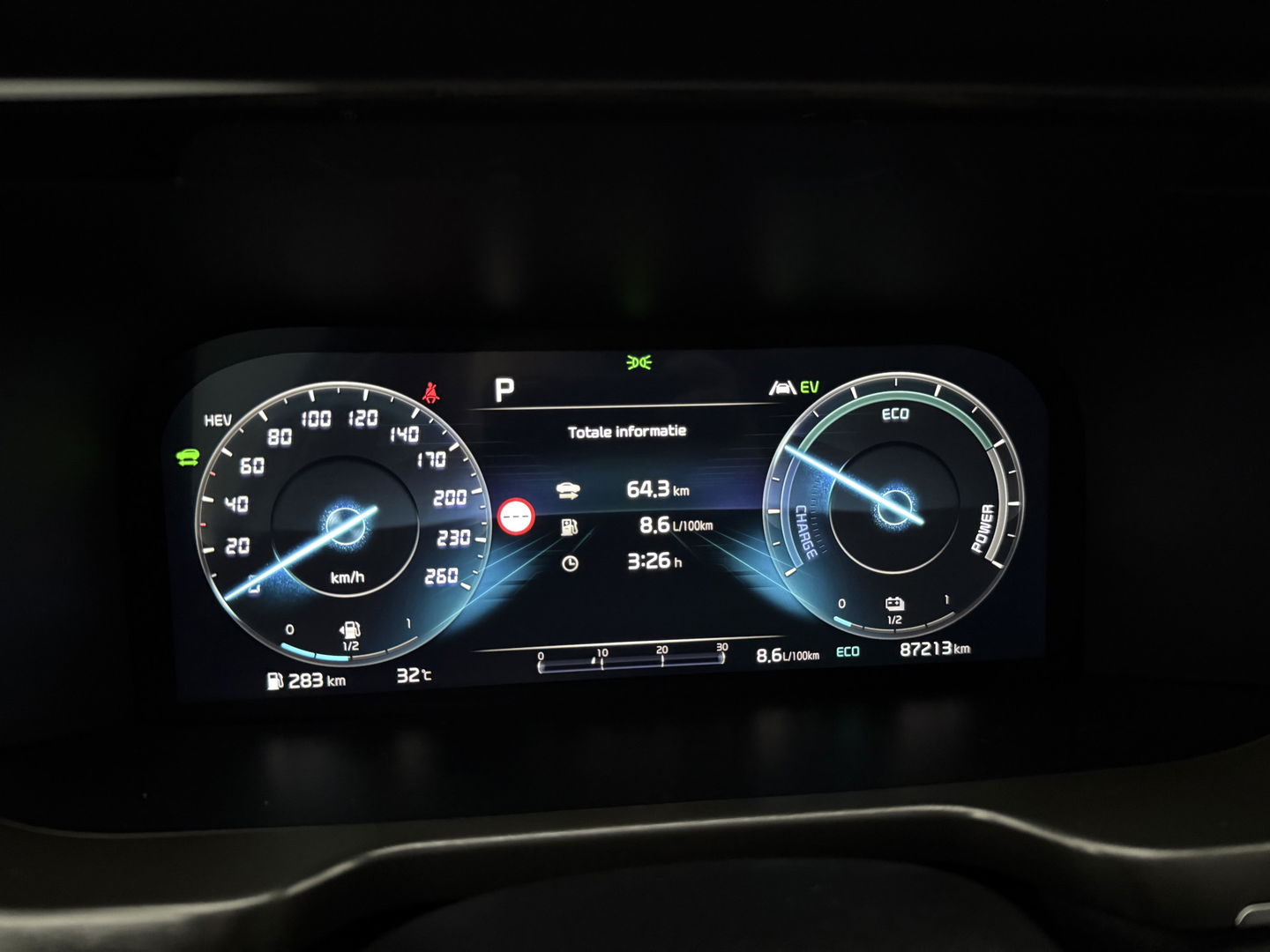 Kia Sorento 1.6 T-GDI PHEV 4WD Dynamic | Sfeerverl. | Camera | Stuur/Stoelverw. l Bose Audio | Carplay | LED | Virtual