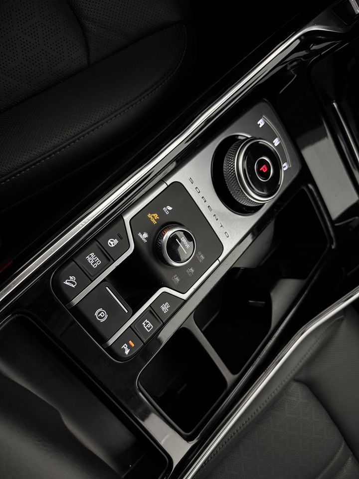 Kia Sorento 1.6 T-GDI Plug-in Hybrid 4WD Dynamic | Sfeerverl. | Camera | Bose Audio | Carplay | LED | Virtual Cockpit