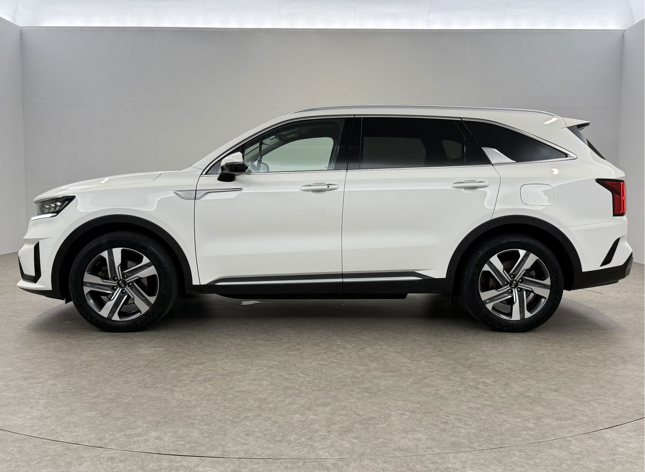 Kia Sorento 1.6 T-GDI Plug-in Hybrid 4WD Dynamic | Sfeerverl. | Camera | Bose Audio | Carplay | LED | Virtual Cockpit