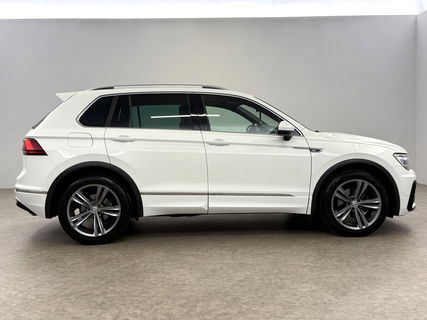 Volkswagen Tiguan 1.4 TSI R-line | Virtual Cockpit | ACC | LED | Carplay | Parkeersensoren | 19"LMV
