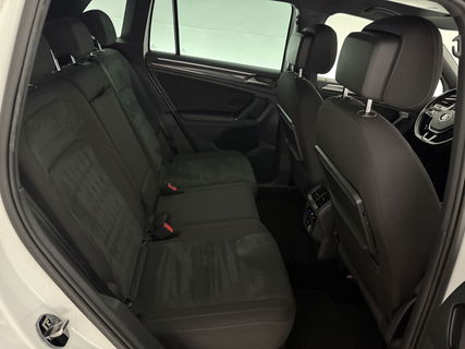 Volkswagen Tiguan 1.4 TSI R-line | Virtual Cockpit | ACC | LED | Carplay | Parkeersensoren | 19"LMV