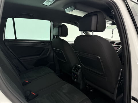 Volkswagen Tiguan 1.4 TSI R-line | Virtual | LED |  Adaptive Cruise | Carplay | Parkeersens. | 19"LMV