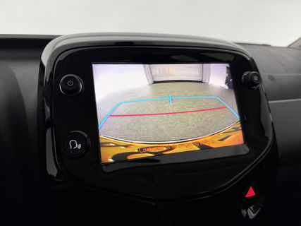 Peugeot 108 1.0 e-VTi Blue Executive | Navigatie | Cruise | Camera | LED | Airco | NAP