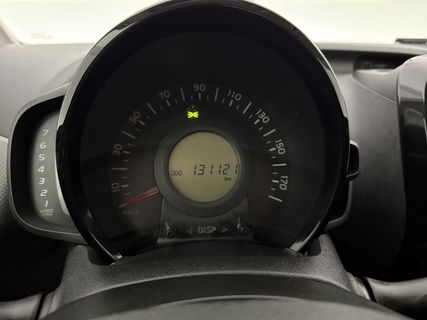 Peugeot 108 1.0 e-VTi Blue Executive | Navigatie | Cruise | Camera | LED | Airco | NAP