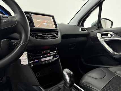 Peugeot 2008 1.2 VTi Allure | Sfeerverl. | Navigatie | Trekh | NAP | Cruise | Parkeersens