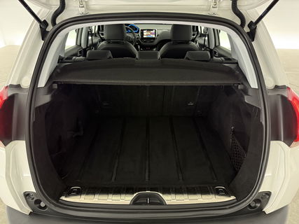 Peugeot 2008 1.2 VTi Allure | Sfeerverl. | Navigatie | Trekh | NAP | Cruise | Parkeersens
