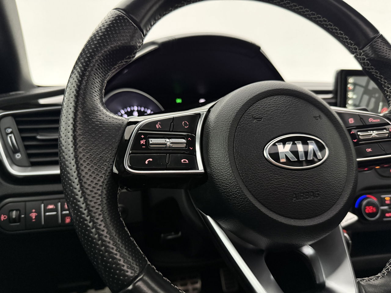 Kia ProCeed 1.5 T-GDi MHEV GT-Line | 170PK | Pano | Trekh | Camera | Carplay | Cruise | LED | NAP