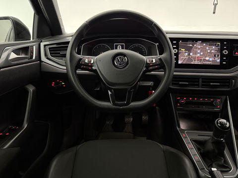 Volkswagen Polo 1.0 TSI R-line | LED | Carplay | Adaptive Cruise | Clima | Navigatie | Parkeersens.