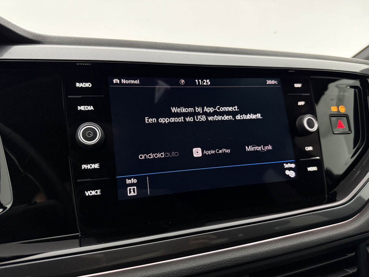 Volkswagen Polo 1.0 TSI R-line LED Carplay ACC Clima Navi PDC 17"LMV
