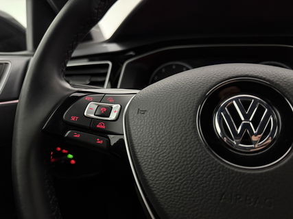Volkswagen Polo 1.0 TSI R-line LED Carplay ACC Clima Navi PDC 17"LMV