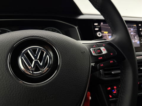 Volkswagen Polo 1.0 TSI R-line | LED | Carplay | Adaptive Cruise | Clima | Navigatie | Parkeersens.