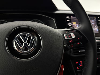 Volkswagen Polo 1.0 TSI R-line LED Carplay ACC Clima Navi PDC 17"LMV