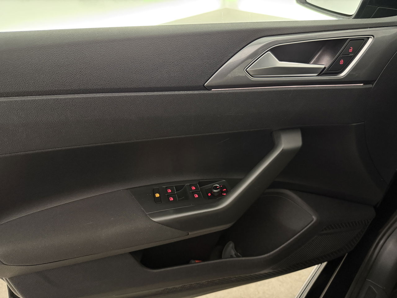 Volkswagen Polo 1.0 TSI R-line LED Carplay ACC Clima Navi PDC 17"LMV