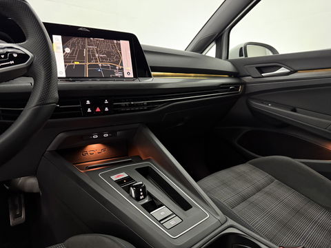 Volkswagen Golf 1.4 eHybrid GTE | Sfeerverl. | Virtual | IQ Light | Stuur/Stoelverw. l Carplay | Parkeersens l FULL LED l Navi