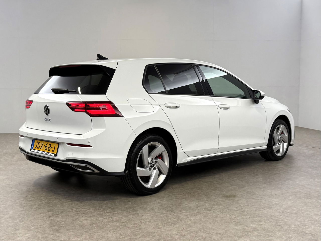 Volkswagen Golf 1.4 eHybrid GTE | Sfeerverl. | Virtual | IQ Lights | Carplay | Parkeersens