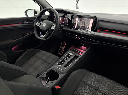 Volkswagen Golf 1.4 eHybrid GTE | Sfeerverl. | Virtual | IQ Lights | Carplay | Parkeersens