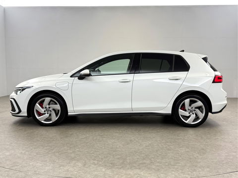 Volkswagen Golf 1.4 eHybrid GTE | Sfeerverl. | Virtual | IQ Light | Stuur/Stoelverw. l Carplay | Parkeersens l FULL LED l Navi