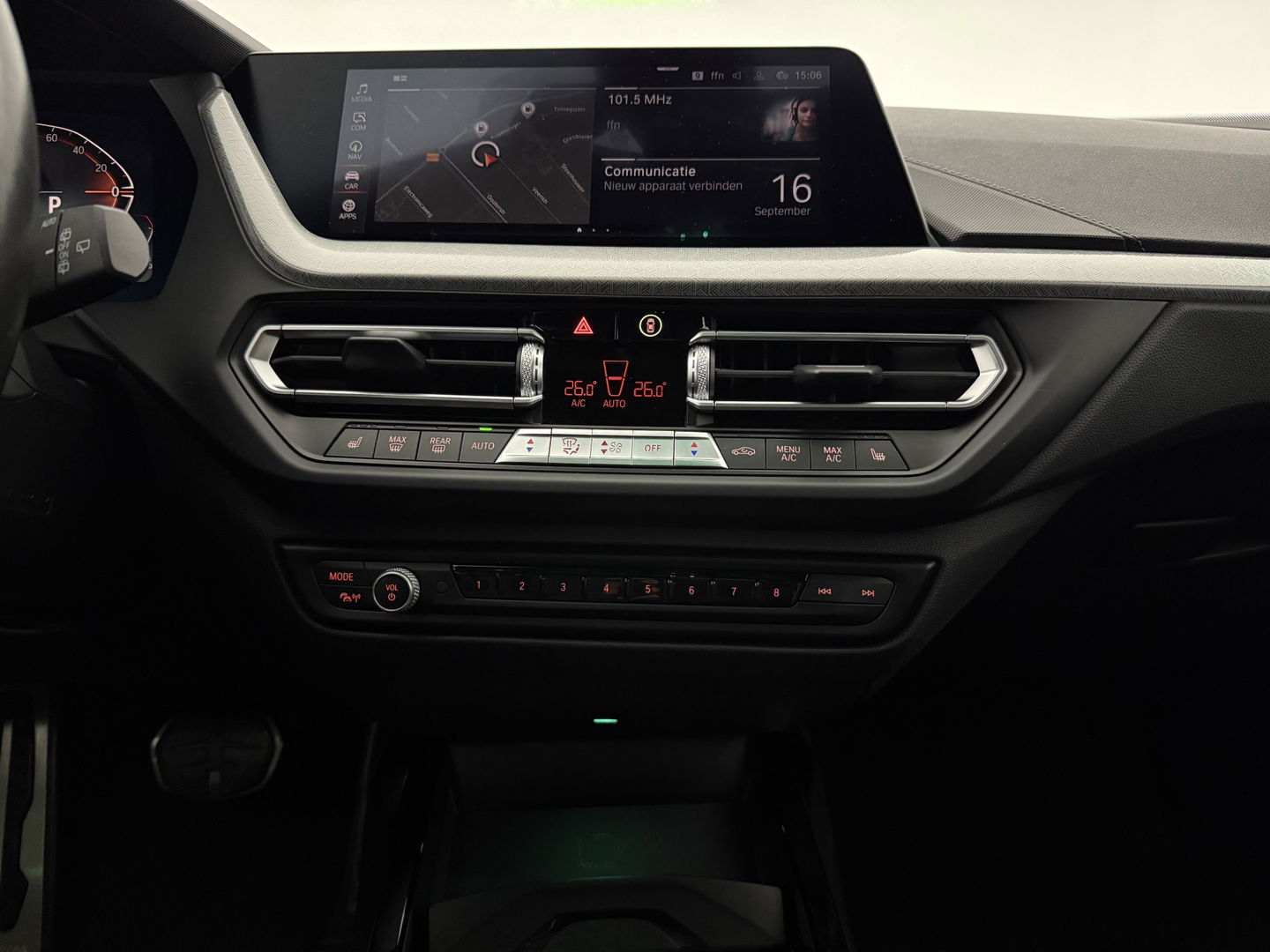 BMW 1-serie 118i M-Sport | Virtual | Camera | Kuipstoelen | LED | Carplay | Stoel/Stuurverw. | NAP