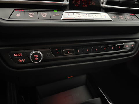 BMW 1-serie 118i M-Sport | Virtual | Camera | Kuipstoelen | LED | Carplay | Stoel/Stuurverw. | NAP