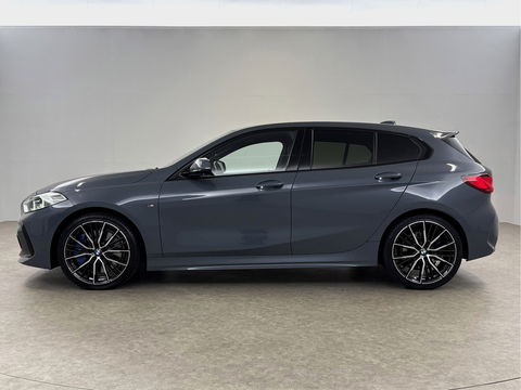 BMW 1-serie 118i M-Sport | Virtual | Camera | Kuipstoelen | LED | Carplay | Stoel/Stuurverw. | NAP