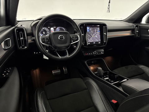 Volvo XC40 1.5 T5 Recharge Inscription | Pano | 360° | Sfeerverl. | Virtual | Dodehoek l Adaptive Cruise | LED | Carplay