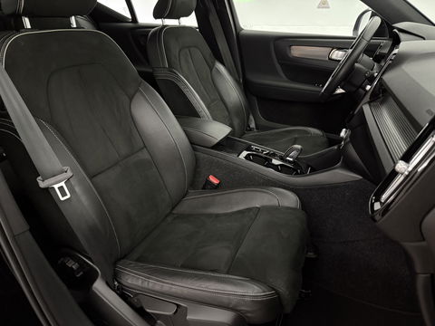 Volvo XC40 1.5 T5 Recharge Inscription | Pano | 360° | Sfeerverl. | Virtual | Dodehoek l Adaptive Cruise | LED | Carplay