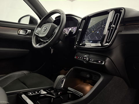 Volvo XC40 1.5 T5 Recharge Inscription | Pano | 360° | Sfeerverl. | Virtual | Dodehoek l Adaptive Cruise | LED | Carplay