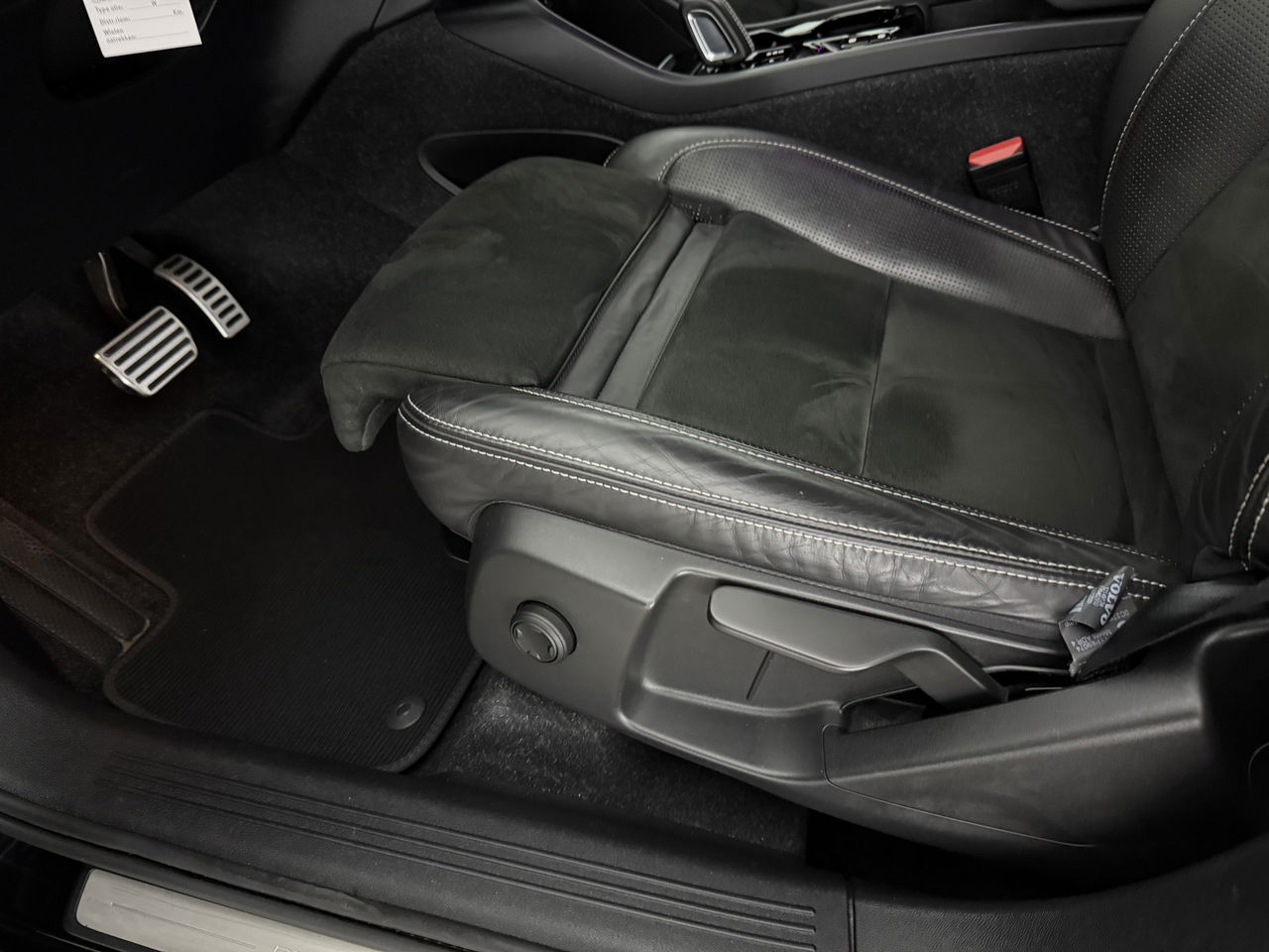Volvo XC40 1.5 T5 PHEV 262PK Inscription | Pano | 360° | Sfeerverl. | Virtual | Adaptive Cruise | LED | Carplay
